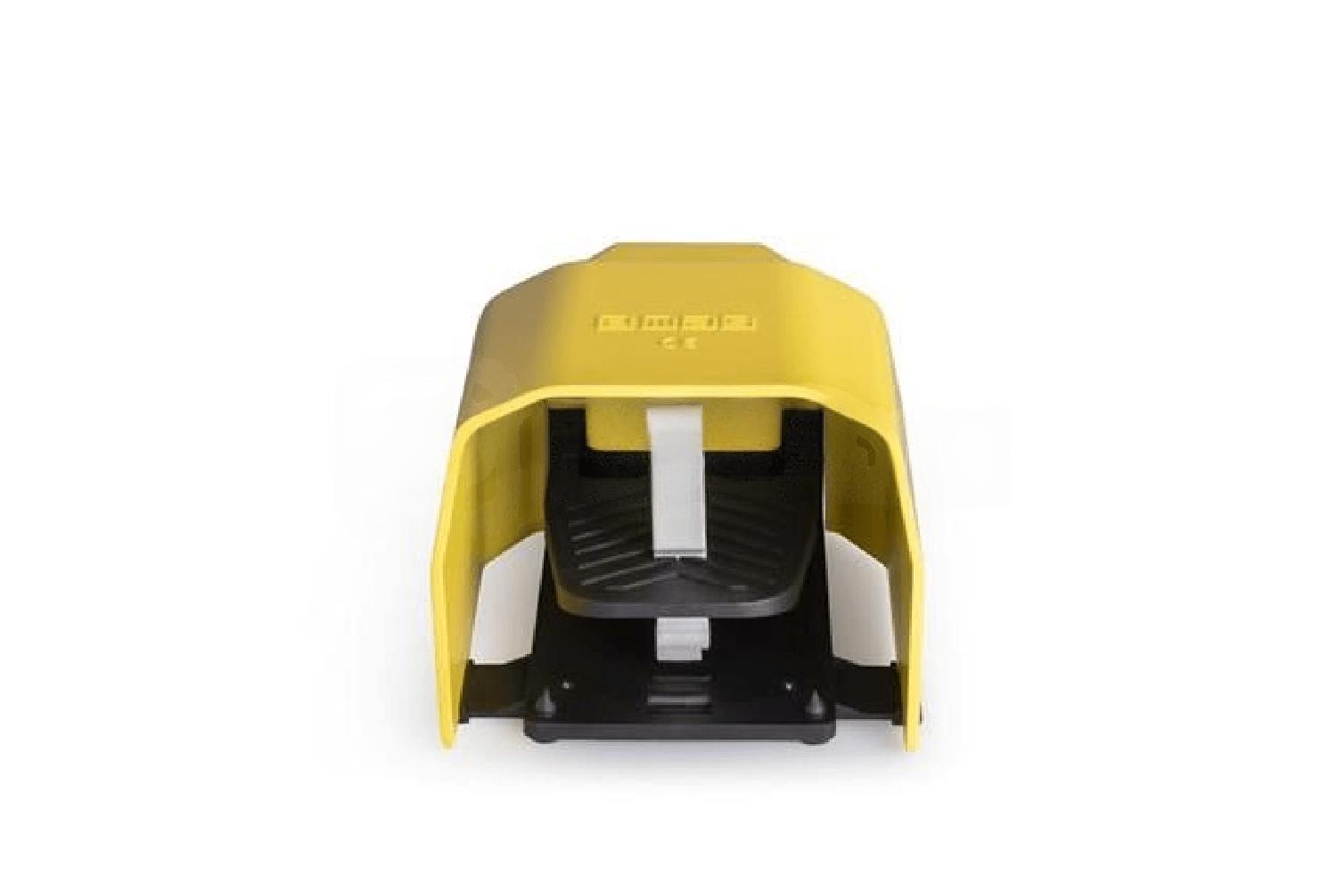 Педаль одиночная, 2x(1НО+1НЗ), с защитным кожухом (алюминий) жёлтого цвета, основание для рукояти (250В AC, 4А), IP65 PDKA11GX10