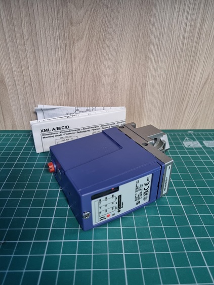 ДАТЧИК ДАВЛЕНИЯ 4БАР XMLA 1 C/O XML A004A2S11