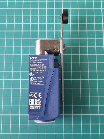 ПЛАСТ. КОНЦЕВОЙ ВЫКЛЮЧАТЕЛЬ 1НЗ+1НО XCKP2145G11