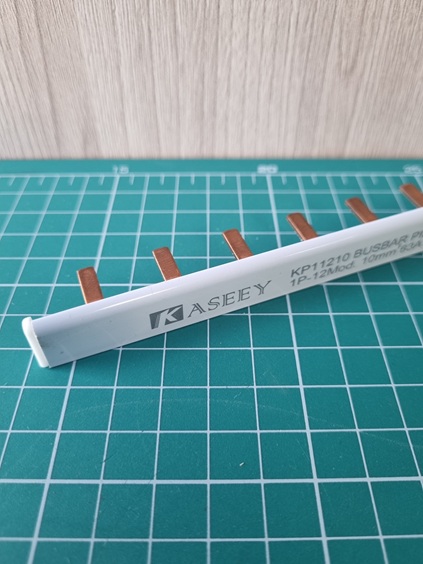 Шинка гребенчатая P-1L/210/10, тип штырь, 1P-12Mod., 10mm², 63A, 230/415V, 210mm