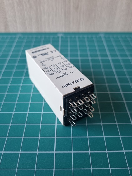 РЕЛЕ-ТАЙМЕР СЪЁМНОЕ ~24В, 4 CO, 5А