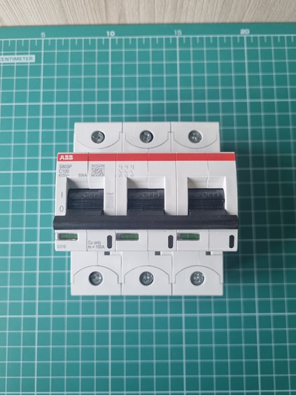 Авт. выключатель S803P-C100, 3P C 100A Icu=50kA 4.5M