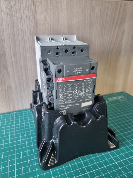 Контактор AF146-30-11-11 с универсальной катушкой управления 24-60В AC/DC