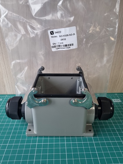 Корпус разъема, размер H32B, приборный, с фиксатором, ввод 2xM32, металл, IP65, RAL 7037