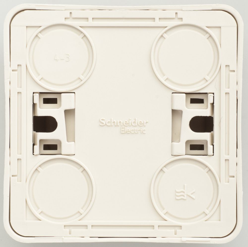 ЭТЮД О/У РОЗЕТКА без заземления со шторками, 16А, 250B, КРЕМОВЫЙ