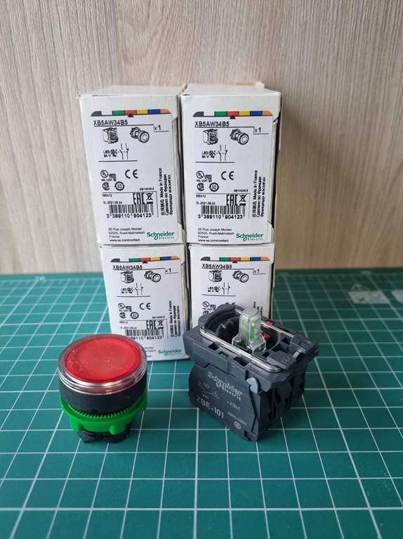 КНОПКА 22ММ 24В КРАСНАЯ С ПОДСВЕТКОЙ XB5AW34B5