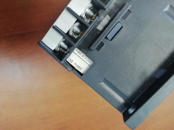 Мини-контактор OptiStart K1-09D1024DC