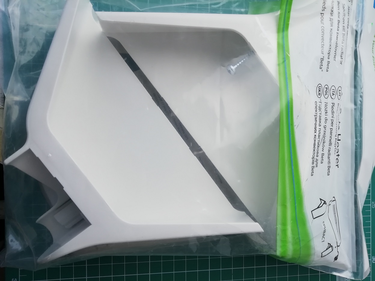 Ножки для конвекторов FinnHeat и конвекторов Lämmitin, поликарбонат, комплект из 2 шт.