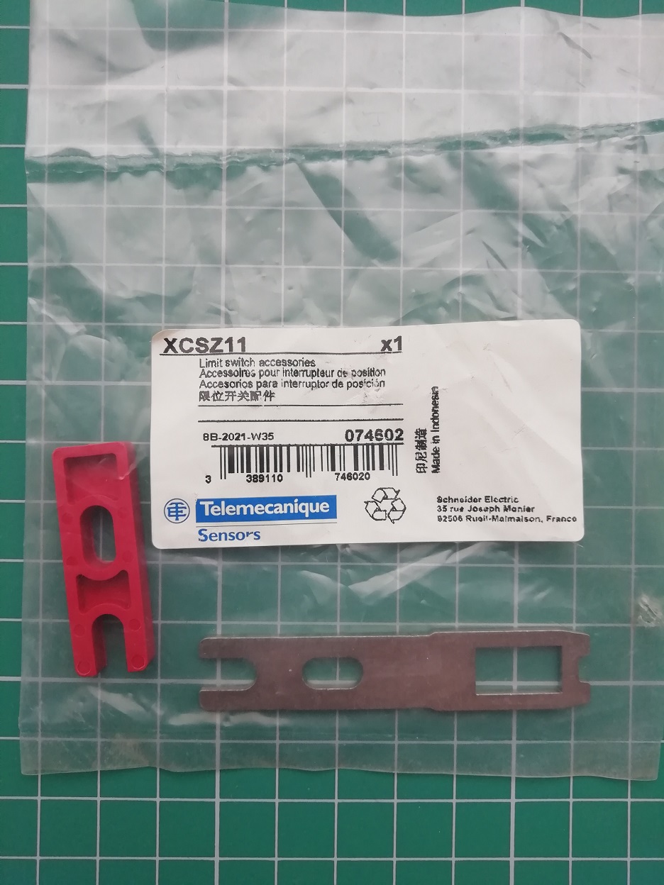 ДЛИННЫЙ ПРИВОД Telemecanique XCS-Z11