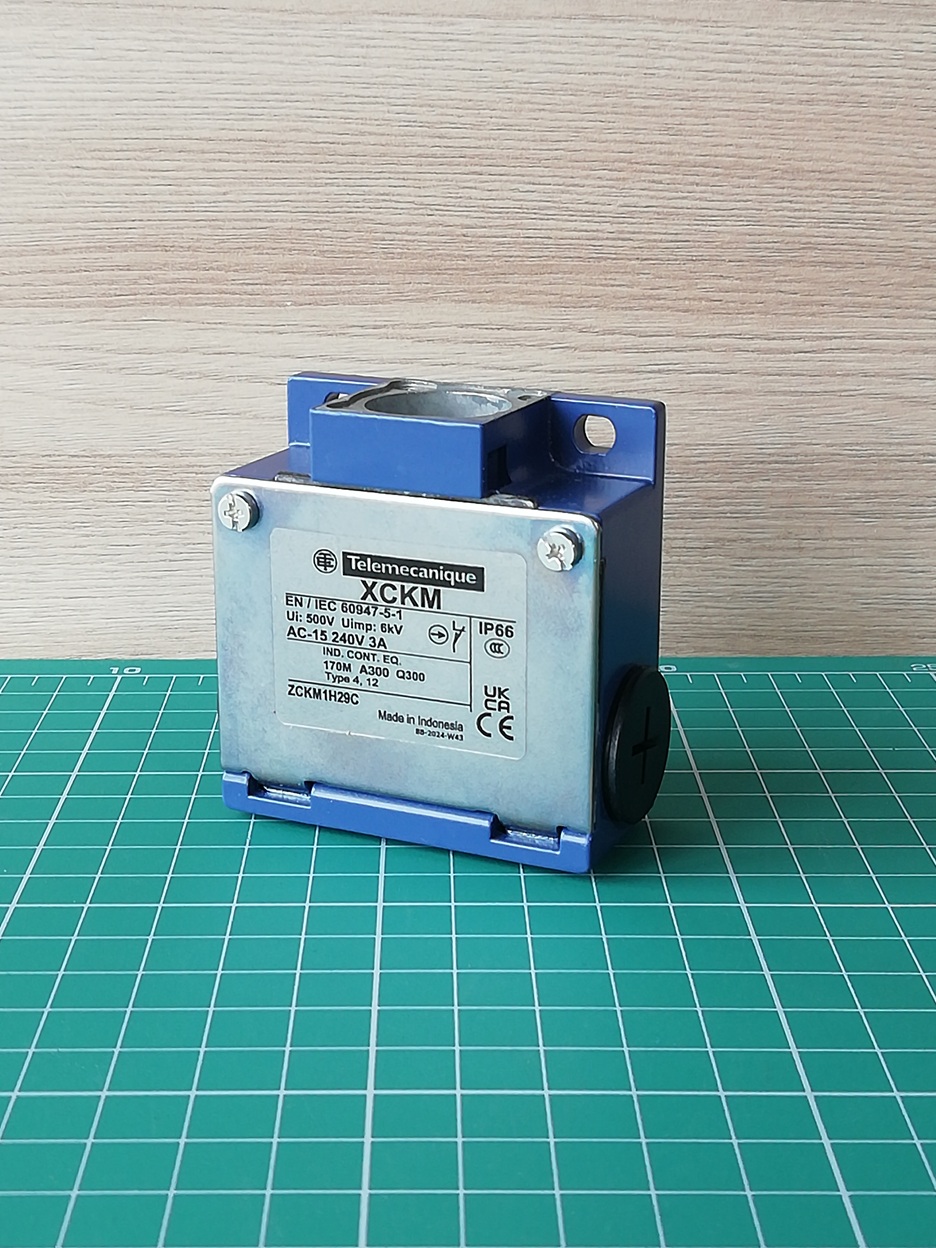 Корпус концевого выключателя XC Standard, ZCKM, 1NC+1 NO, мгновенного действия, M20