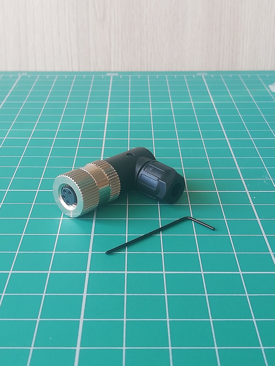 LANBAO QE8-N4G угловой разъём М8 4pin