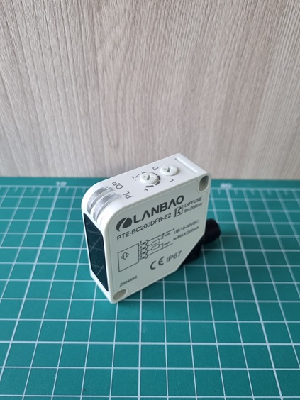LANBAO PTE-BC200DFB-E2 оптический датчик 50x50x18мм PNP/NPN NO/NC Sn=2000мм (D-тип) разъем M12
