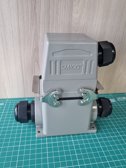 Корпус разъема, размер H32B, приборный, с фиксатором, ввод 2xM32, металл, IP65, RAL 7037