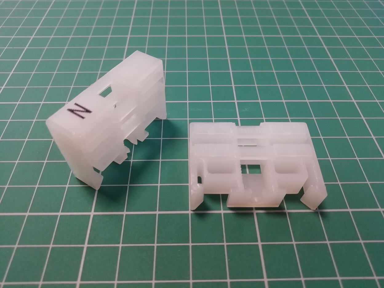 Держатель для 2х10 мм шины, маркировка N