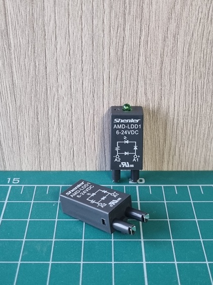 Модуль AMD-LDD1, зеленый LED+диод, 6_24VDC, поляризация +А1/-А2, черный, для SRU, SKF14, SKC, SKB, STB, SRC*-E, SRB, GZT, GZM, GZS, GZMB, ES32