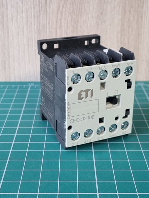 Контактор миниатюрный CEC 12.10-24V DC (12A; 5,5kW; AC3)