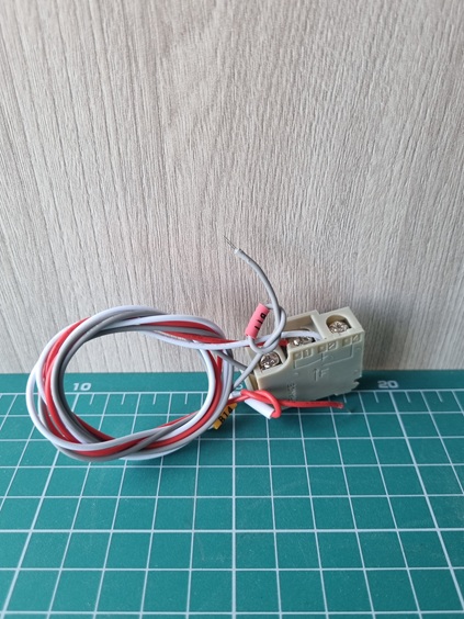 Блок-контакт аварийный AL, 1CO, 4A 250VAC15//6A 24VDC12//0.3A 250VDC12, для SDM6-100_SDM6-1600
