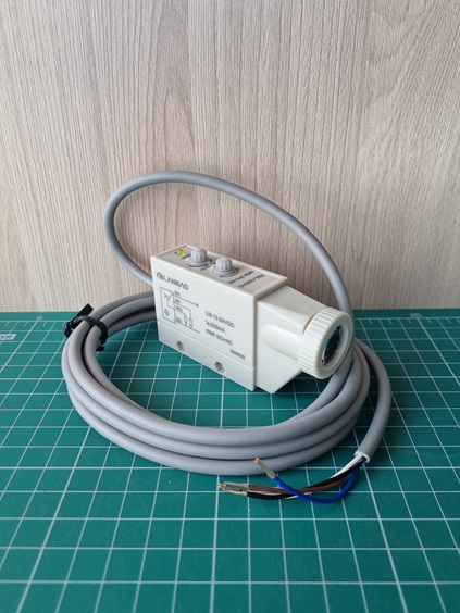 LANBAO SPM-TPR-WB Датчик контрастной метки