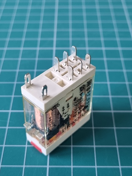 Реле RFT2CO524LT, 2CO, 8A(250VAC/30VDC), 24VAC, мех. индикация, тест-кнопка с блокировкой, LED