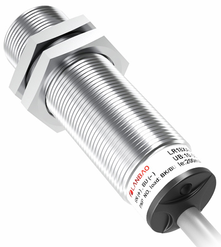 LANBAO LR18XCF08SBCY индуктивный датчик M18х61,8мм 20-250V AC/DС NC Sn=8мм кабель 2м
