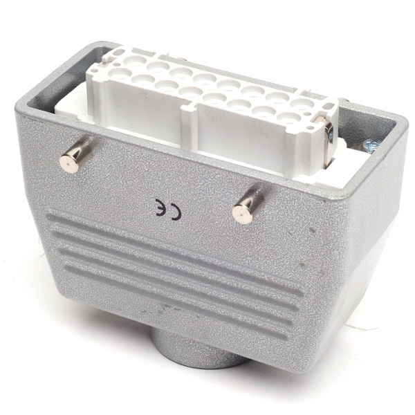 Кожух с гнездом металлический, 16 полюсов, 16A, верхний ввод (PG 21), IP65 EBM16PU30