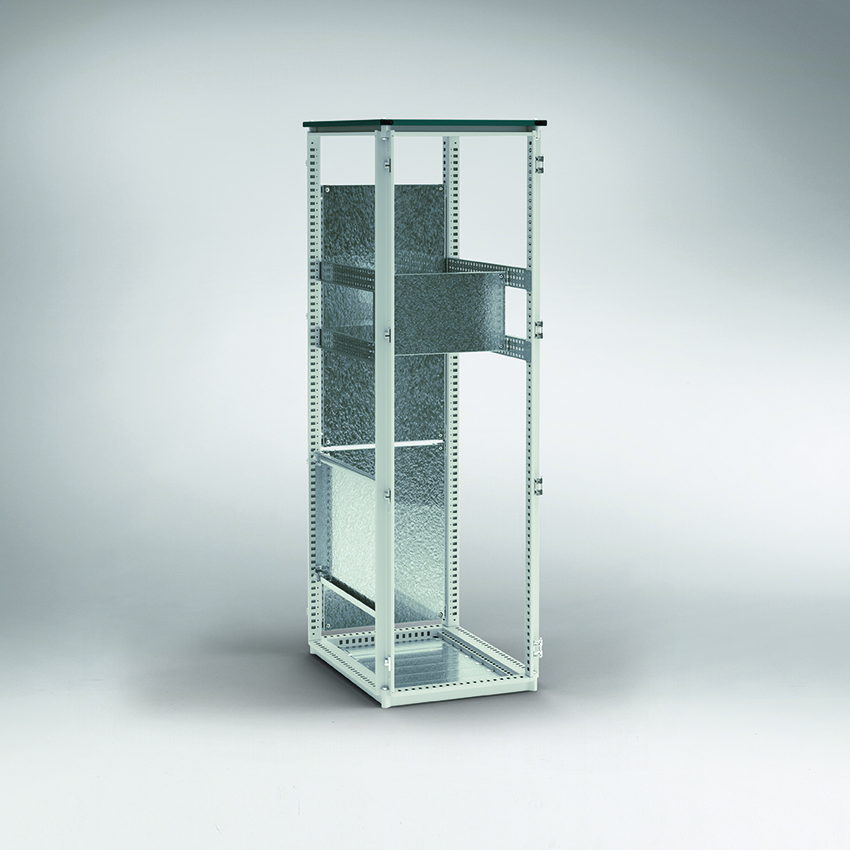 Панель монтажная секционная для щита Ш=800мм, сплошная, 585x685мм (ВxШ)