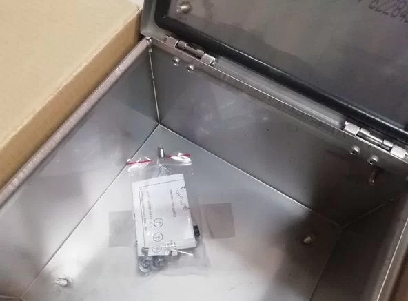 Щит моноблочный нержавейка 300x300x150