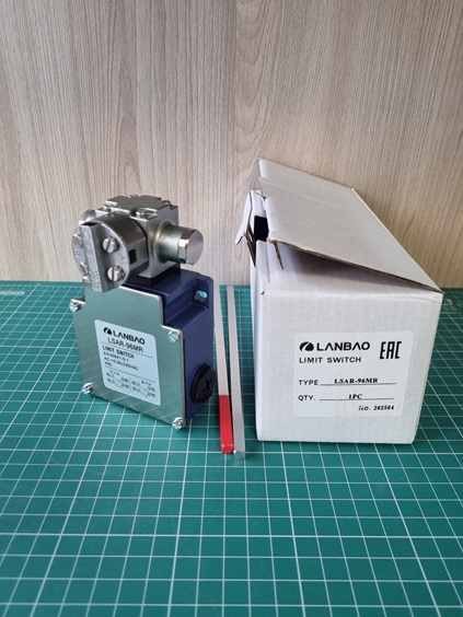 LANBAO LSAR-96MR концевой выключатель 4NC крестоообразного типа на 360°