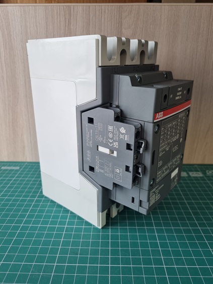 Контактор AF205-30-11-13 100...250VAC/DC, 3NO 205A(350A-AC1) 110kW, всп.контакт 1NO+1NC (4A-AC15)