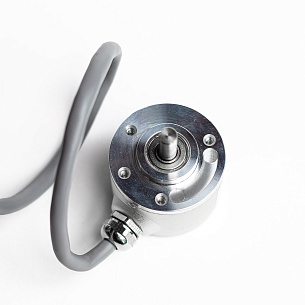 LANBAO ENI38S6-6C500J-T2 энкодер ?38 сплошной вал 6мм 500имп/об TTL 5VDC кабель 2м