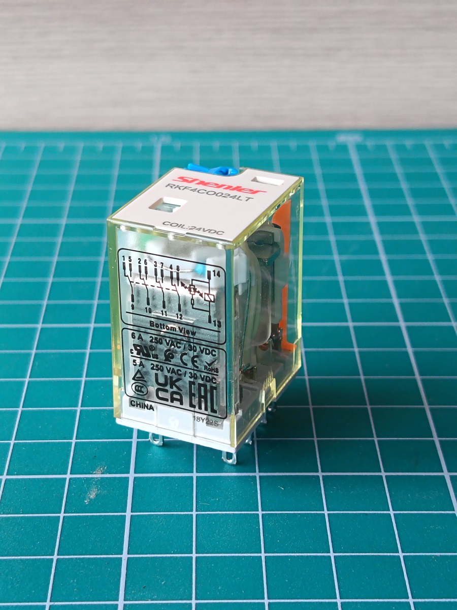 Реле RKF4CO024LT, 4CO, 6A, (250VAC/30VDC), 24VDC, мех. индикация, тест-кнопка с блокировкой, LED