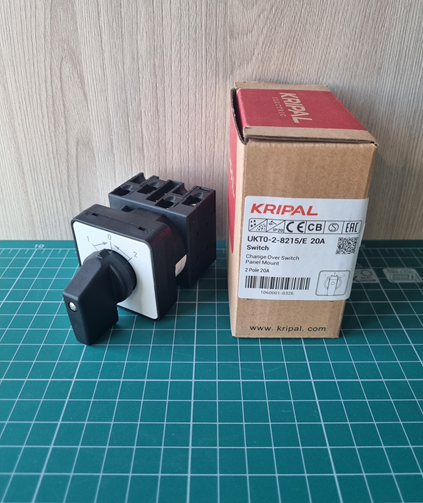 Переключатель UKT0-2-8215/E, 2P, 20A, тип 1→0←2, 2NO на 1_2, на дверь, фронт IP65