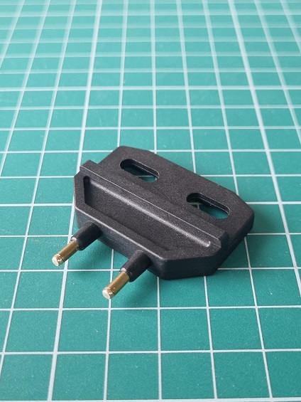 Контакт дверей лифта (штепсель), серия Z Z73