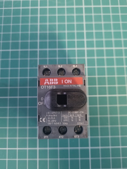 Выкл. нагрузки OT16F3, 16A 3P 2M рукоятка спереди