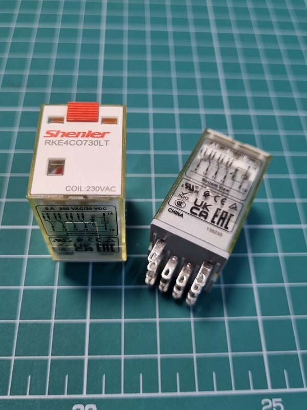 Реле RKE4CO730LT, 4CO, 5A(250VAC/30VDC), 230VAC, мех. индикация, тест-кнопка с блокировкой, LED