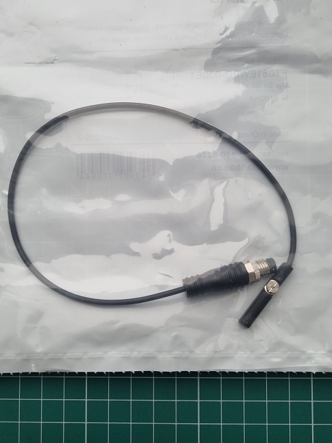 LANBAO FT051EWPO-030E1 датчик пневмоцилиндра 5х6х33мм PNP NO кабель 30см с разъемом M8