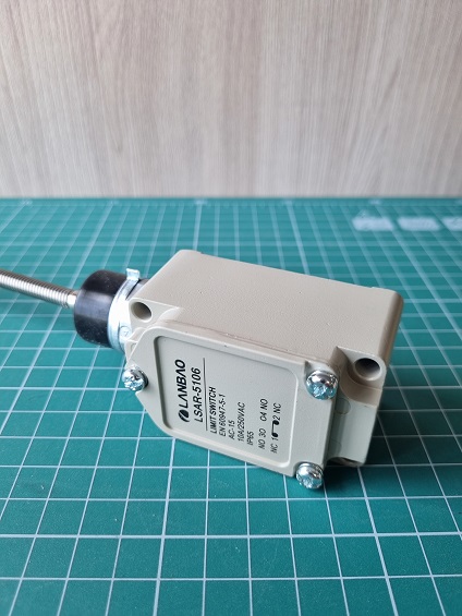 LANBAO LSAR-5106 концевой выключатель NO/NC пружинный рычаг