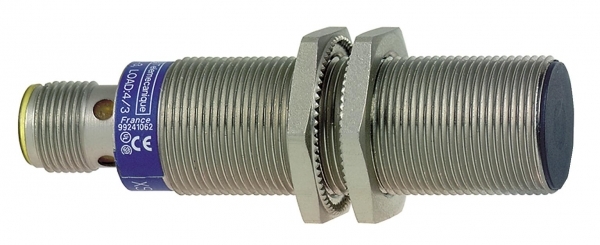 Индуктивный датчик приближения XS1 M18, L70 мм, латунь, Sn5 мм, 12–24 В постоянного тока, M12