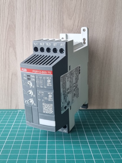 Софтстартер PSR12-600-70 5,5кВт 400В (100-240В AC)