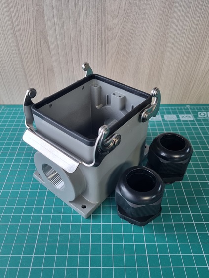 Корпус разъема, размер H32B, приборный, с фиксатором, ввод 2xM32, металл, IP65, RAL 7037