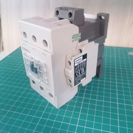 Контактор UKC1-75-22-230AC, 3P, 75A(AC-3), 110A(AC-1), 37kW(400VAC), Uк=230VAC, 2NO+2NC