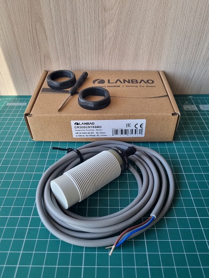 LANBAO CR30SCN15SBO емкостной датчик M30 2х проводный 20-250 AC/DC NO Sn=15мм кабель 2м