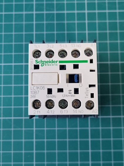 КОНТАКТОР K 3P,6А,НО,24V 50/60ГЦ LC1K06 10B7