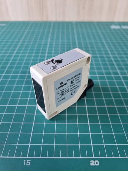 LANBAO PTF-BC50DPR-E2 оптический датчик 50x50x17мм 10-30DC PNP NO+NC Sn=500vм (D-тип) разъем М12