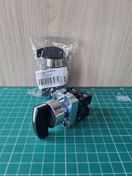 Переключатель BJ33 3P длинная ручка 2NO EKF PROxima