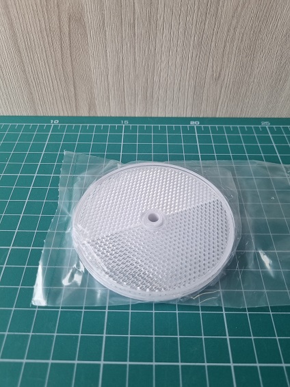 LANBAO TD-05 круглый рефлектор 82 мм крепление по центру