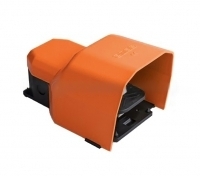 Педаль одиночная, 2x(1НО+1НЗ) + 2x(1НО+1НЗ), 2 скорости, с защитным кожухом (алюминий) оранжевого цвета, (250В AC, 4А), IP65 PDKS11VX20T