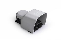 Педаль одиночная, 1НО+1НЗ, с защитным кожухом (алюминий) серого цвета, (250В AC, 4А), IP65 PDKS11BX10G