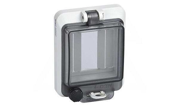 Накладка защитная TPC с прозрачной крышкой на 3 модуля 75?100?28мм с дин-рейкой и кроншт. в комплекте, IP66