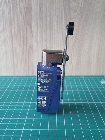 ПЛАСТ. КОНЦЕВОЙ ВЫКЛЮЧАТЕЛЬ 1НЗ+1НО XCKP2145G11